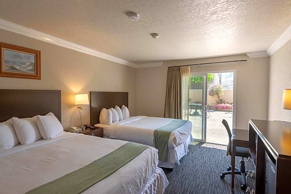 Cannery Row Inn
