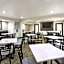 La Quinta Inn & Suites by Wyndham Minneapolis Northwest