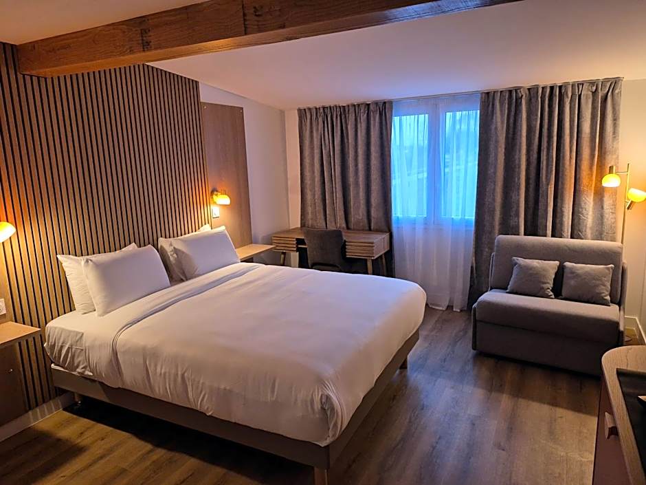 Kyriad Fontenay - Tresigny