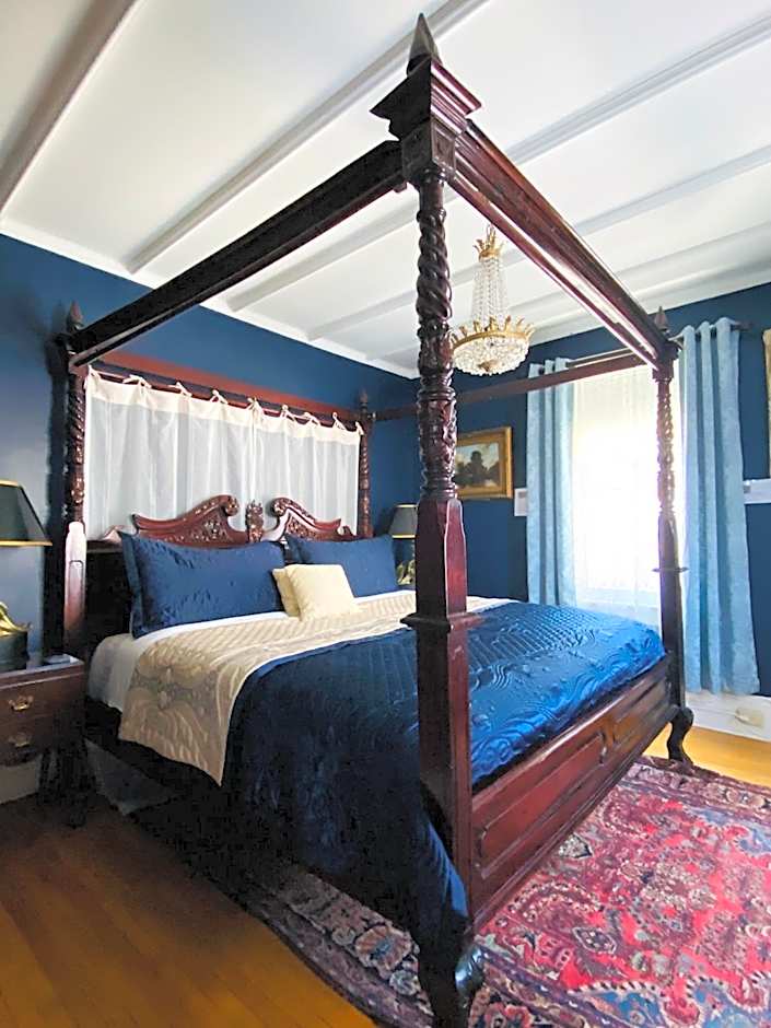 1000 Islands Bed and Breakfast-The Bulloch House