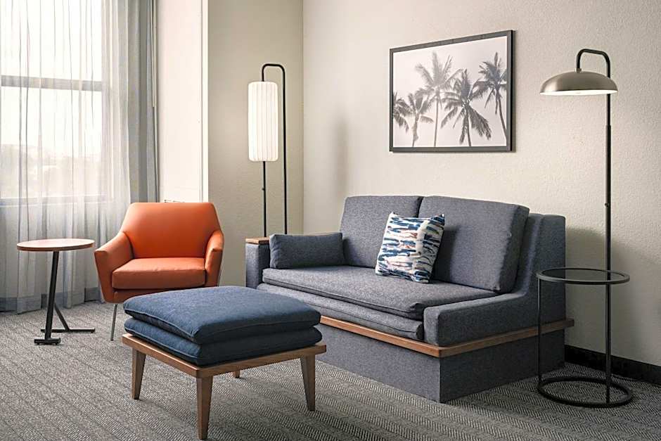 Courtyard by Marriott St. Petersburg Downtown