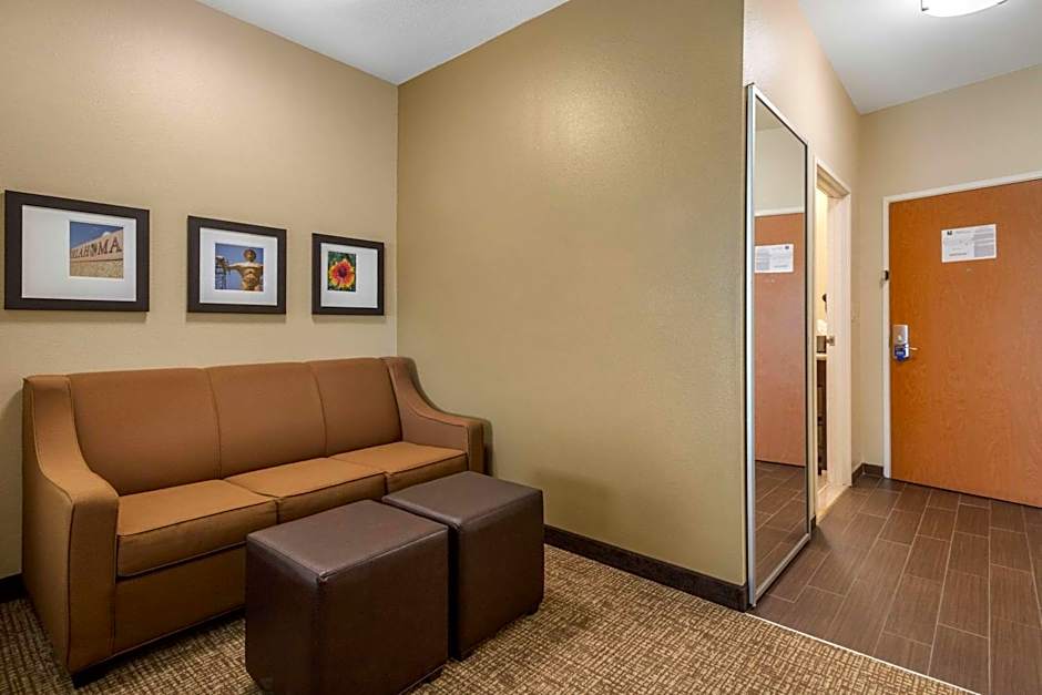 Comfort Inn & Suites Glenpool