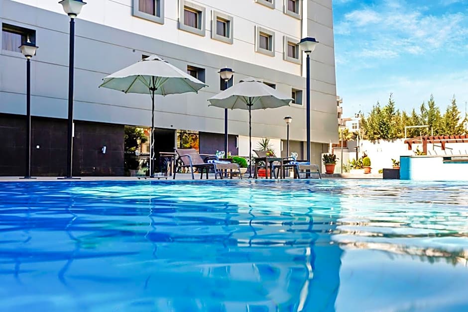 Geneva Hotel