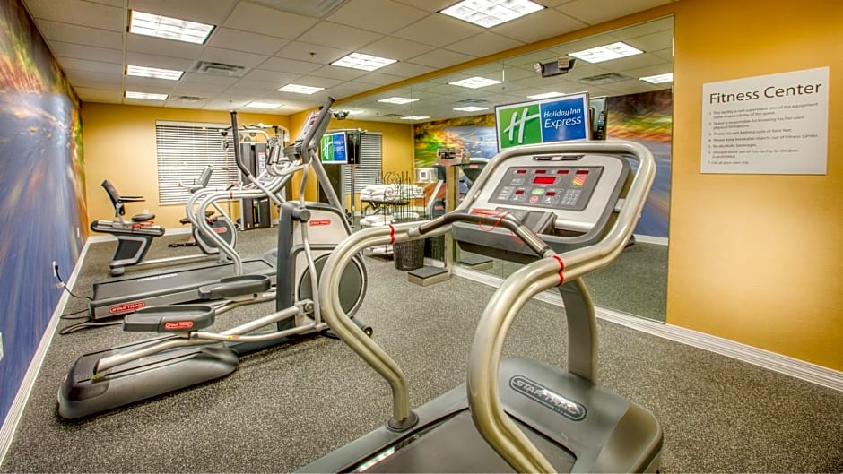 Holiday Inn Express Wichita South By IHG