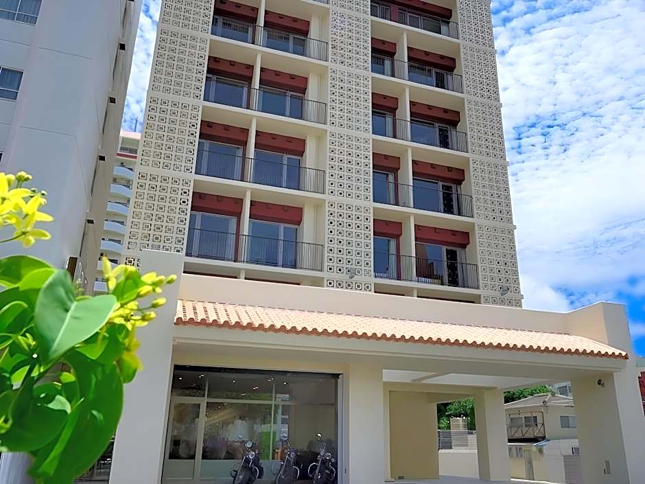 Community & Spa Naha Central Hotel