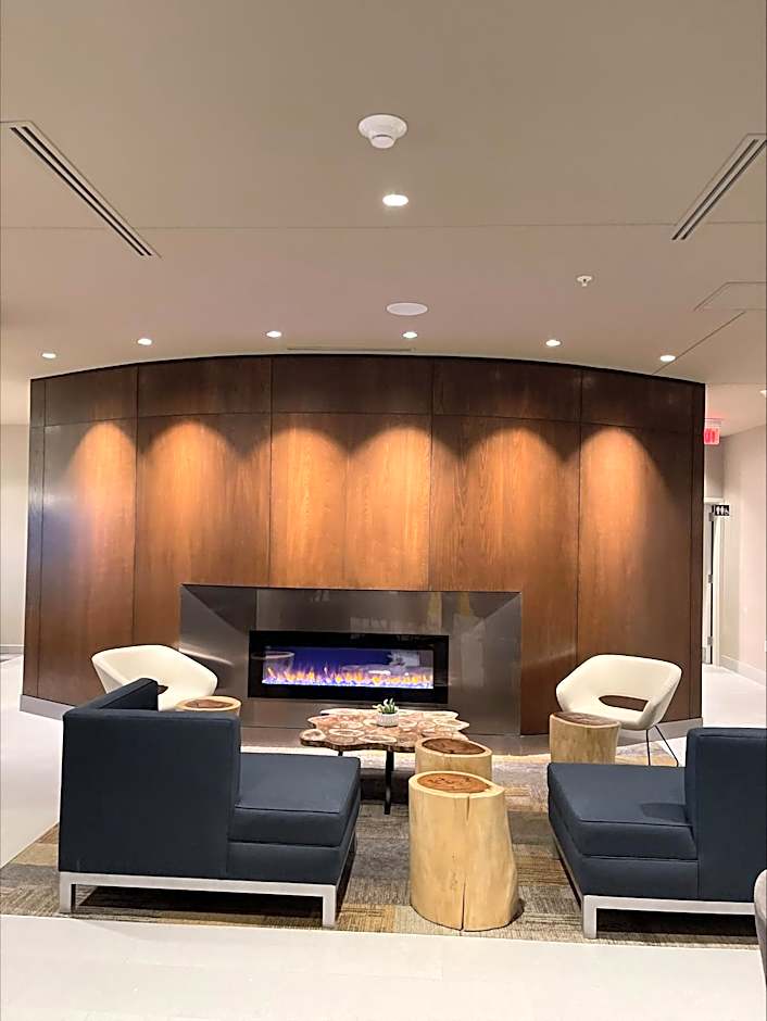 Cambria Hotel Minneapolis Downtown