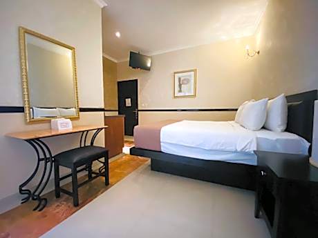 Single Room with Balcony