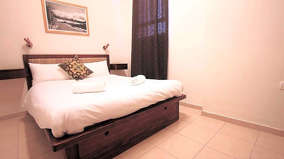 The Market Courtyard - Suites Hotel