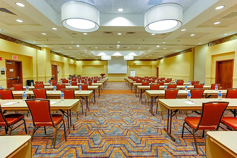 Drury Inn & Suites West Des Moines