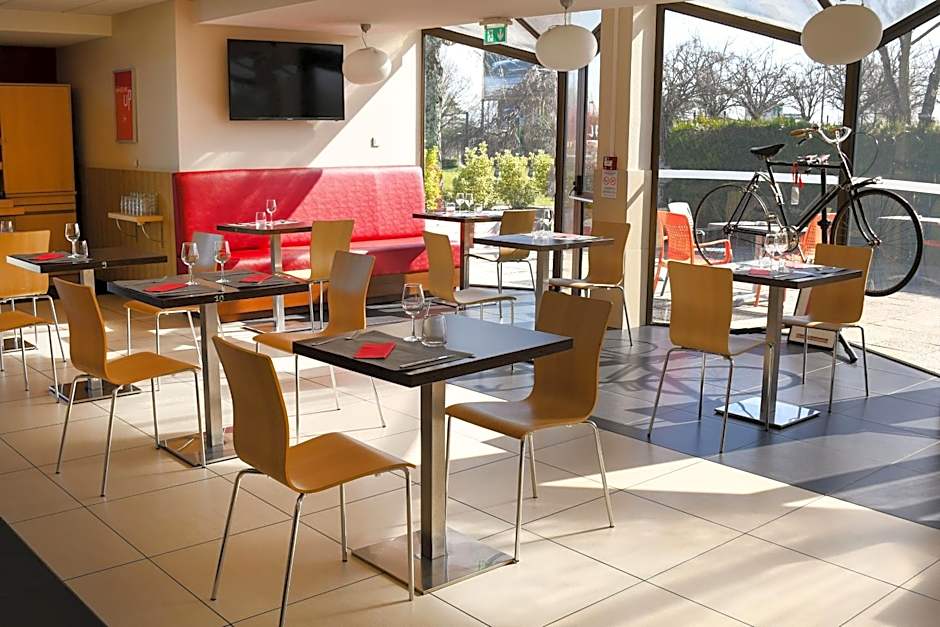 ibis Saintes