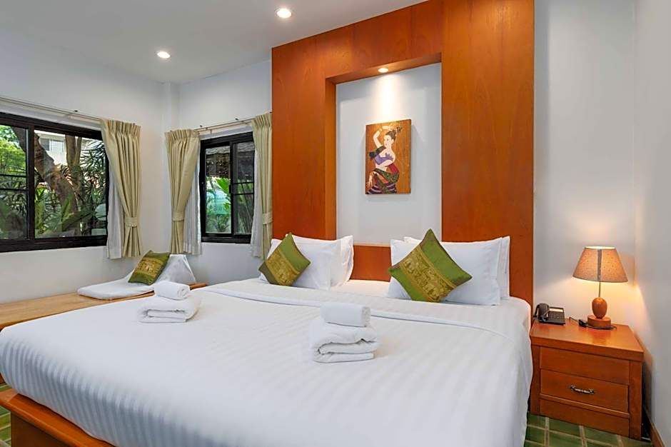 Charlie House Pinklao