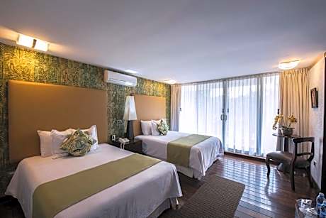 Suite with Balcony