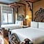 Lamothe House Hotel