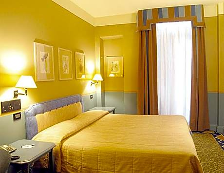 Classic Queen Room