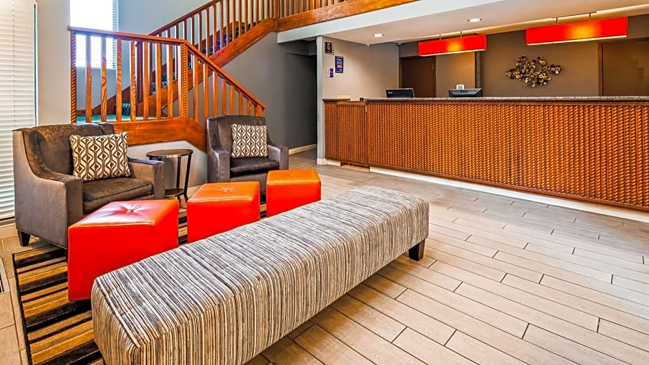 SureStay by Best Western Kansas City Country Inn North