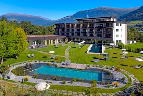Garden Park Hotel