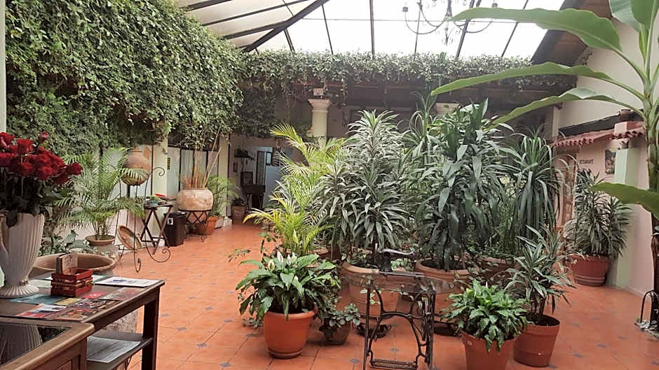 Hotel San Luis
