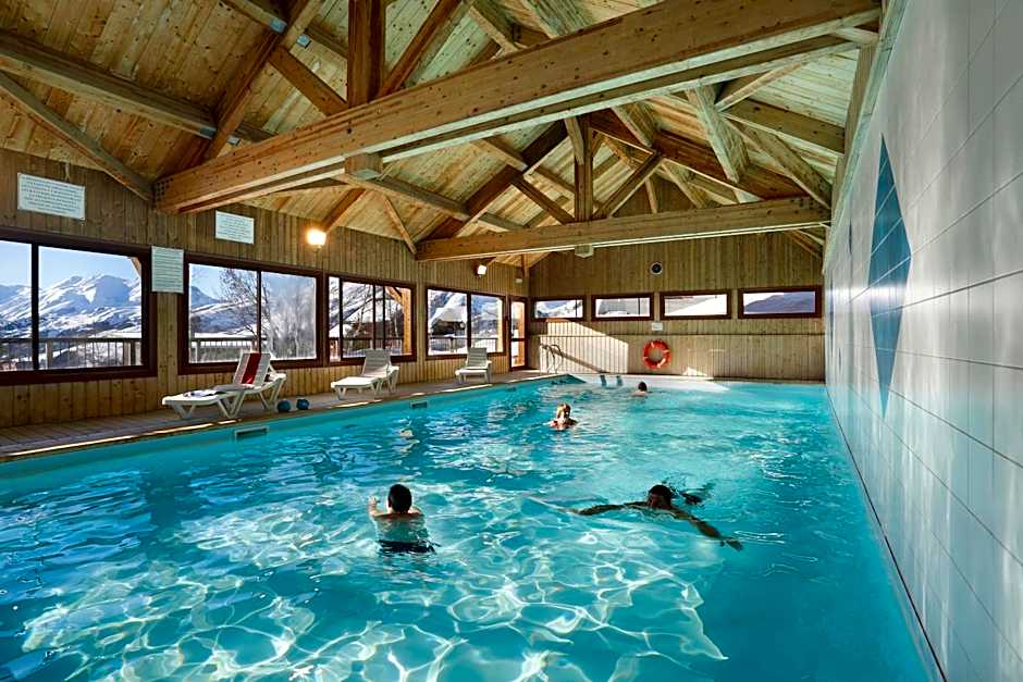 Résidence Néméa Les Chalets Des Cîmes