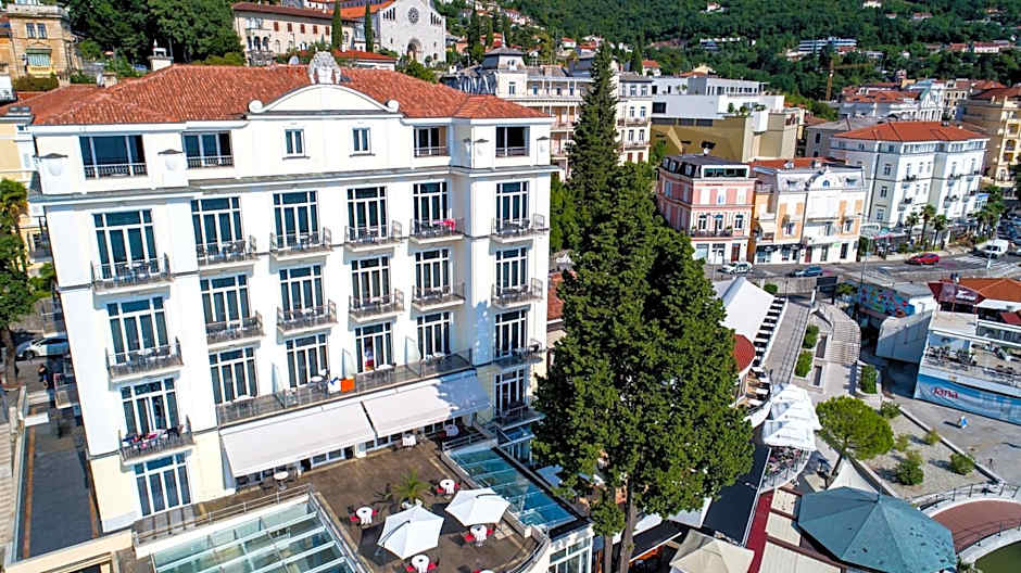 Hotel Savoy