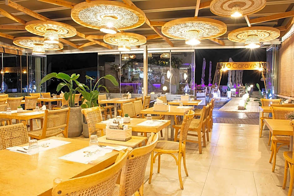 Yianna Caravel "by Checkin"