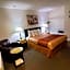 Motel West