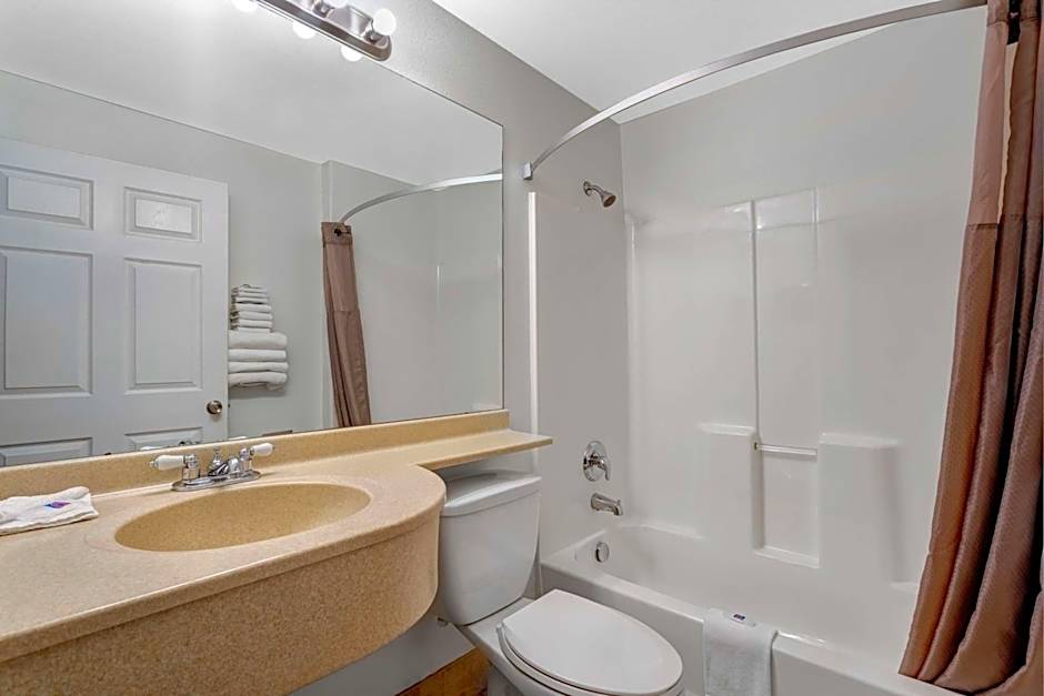 Motel 6-Idaho Falls, ID - Snake River