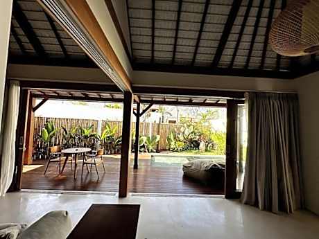 Di Cappio Studio Uluwatu
