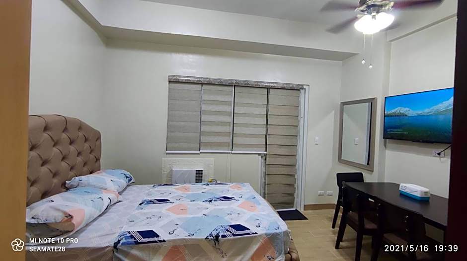 Iloilo Staycation with a Pool, Gym and Playroom