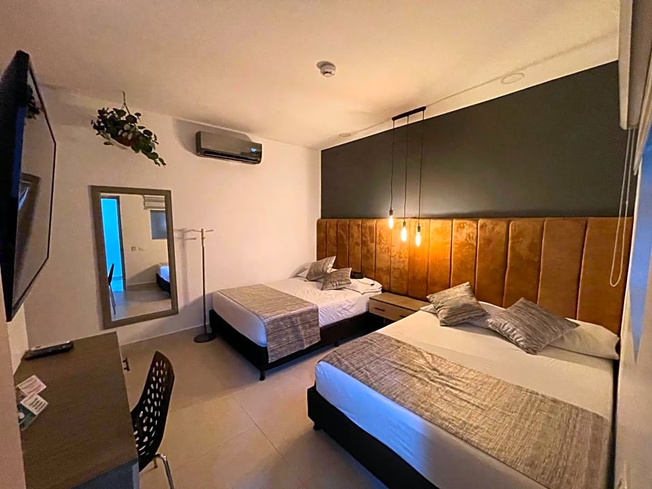 Hotel Merlott Lleras