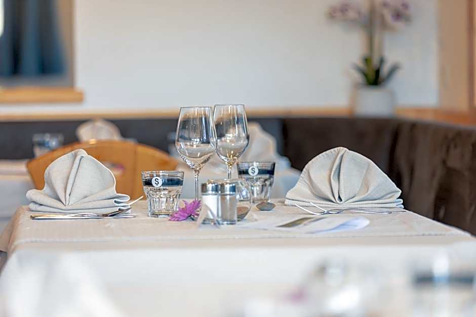 Hotel Tyrol