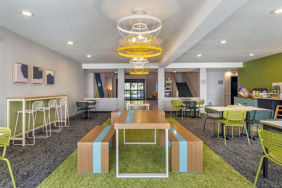 Spark by Hilton La Crosse Onalaska