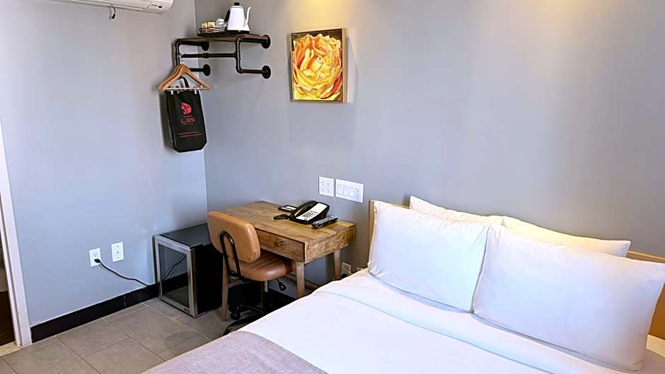 Madison LES Hotel