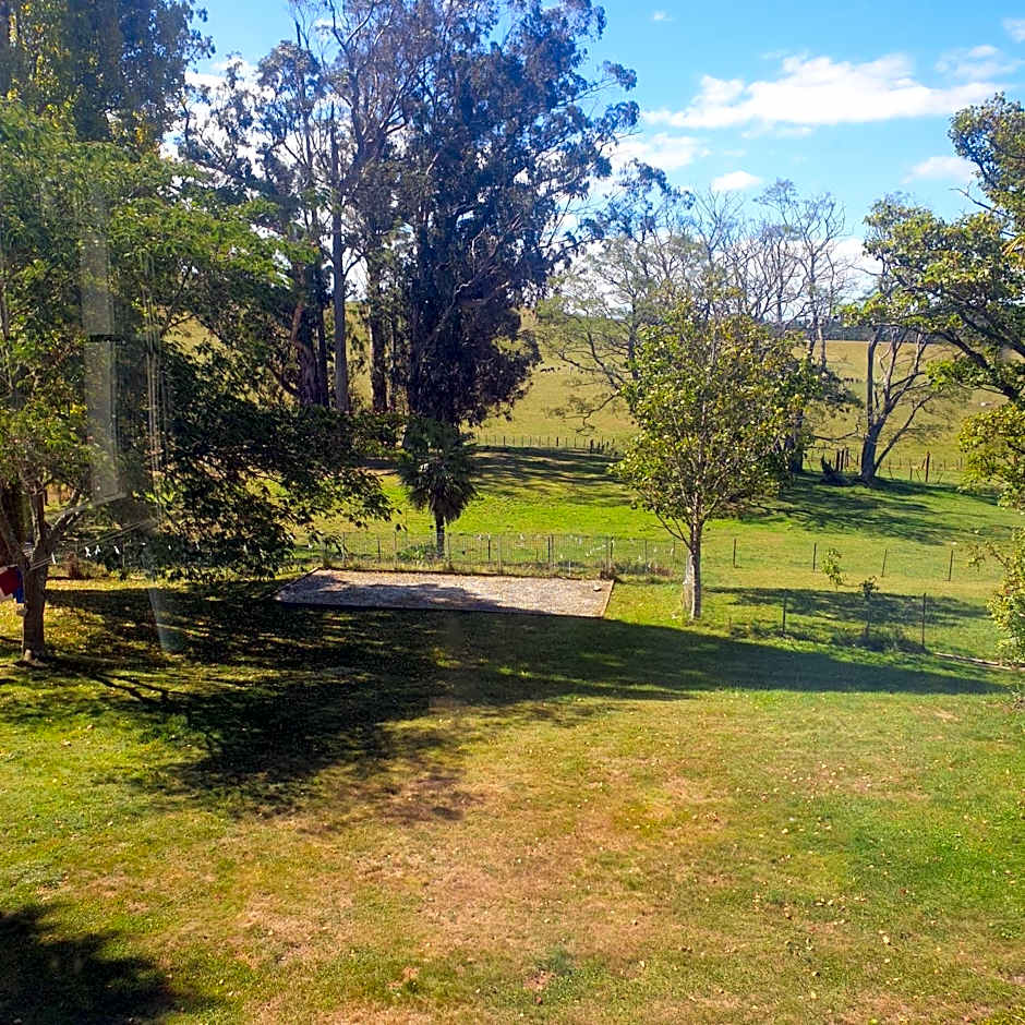 Ashcott Homestead Bed & Breakfast