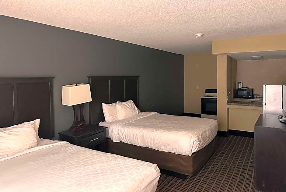 Days Inn & Suites by Wyndham Norton Shores/Muskegon