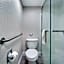 Quality Inn & Suites Airport/Cruise Port Hollywood