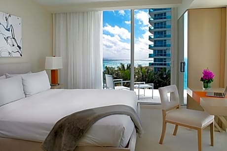 Room Multiple Beds Ocean View (2 Bedroom Suite Ocean Front King King) NON-REFUNDABLE