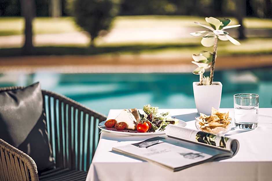 Las Gaviotas Suites Hotel & Spa