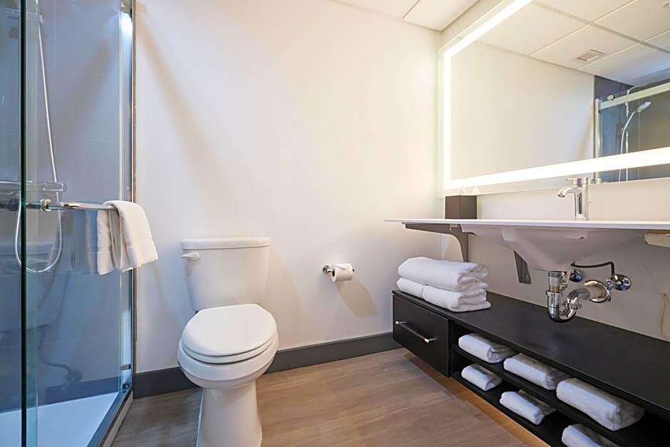 Gateway Hotel And Conference Center