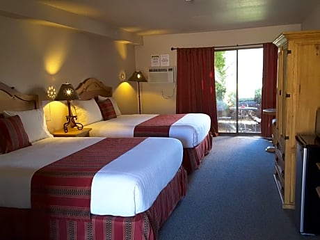 Standard Queen Room with Two Queen Beds