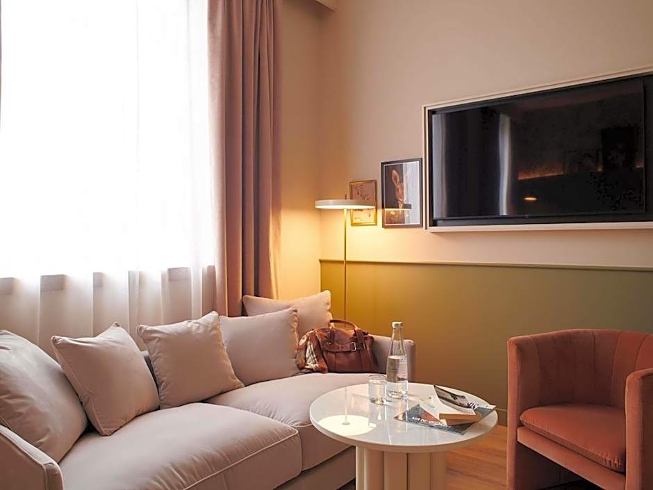 Square Lodge Hotel La Roche sur Yon - Handwritten Collection