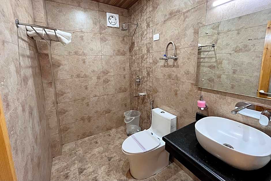Hotel Heaven Bliss – Manali, PA