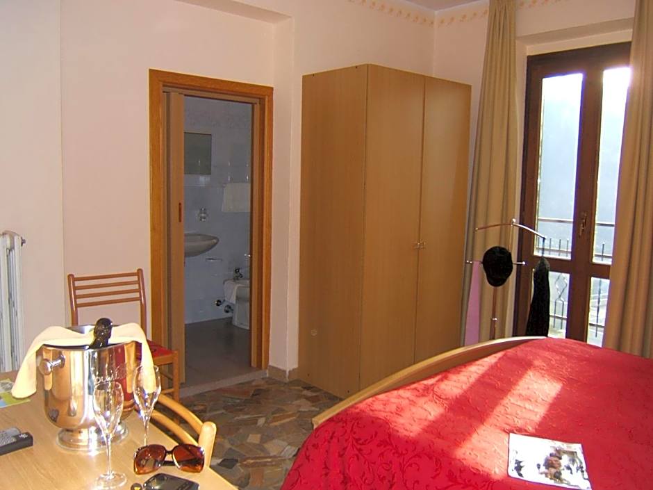 Hotel Ristorante Miravalle