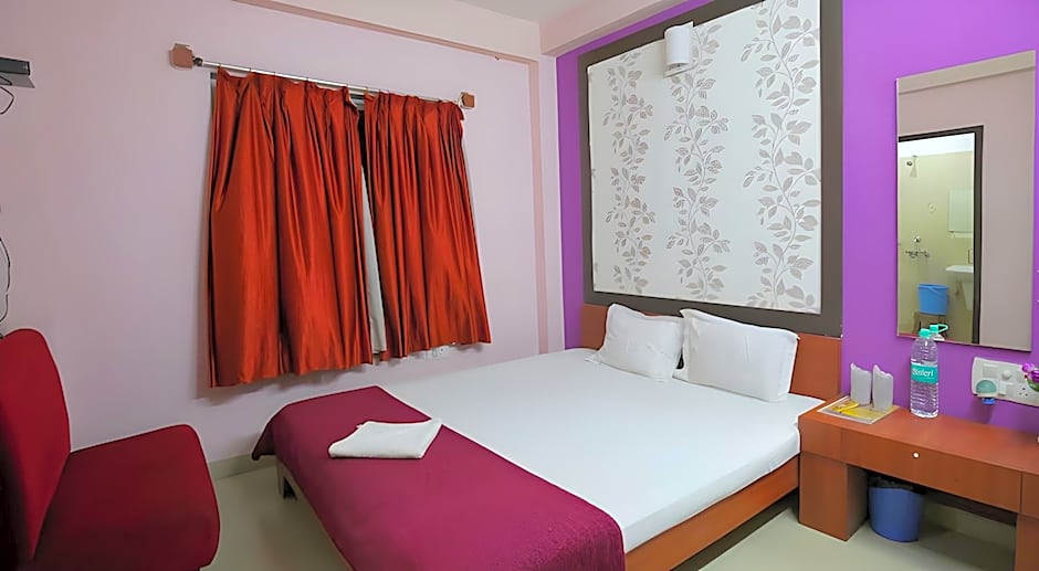 Hotel Pushpa (Berries Group Of Hotels)