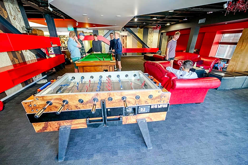 Nomads Queenstown Hostel