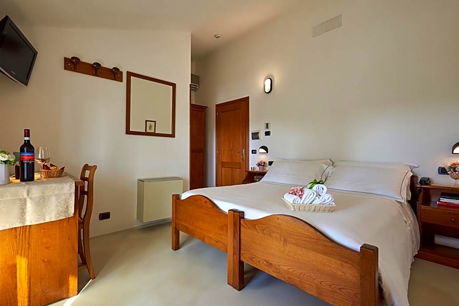 Casanova - Wellness Center La Grotta Etrusca