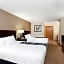 La Quinta Inn & Suites by Wyndham Frankfort