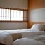 Kaminarimon Ryokan