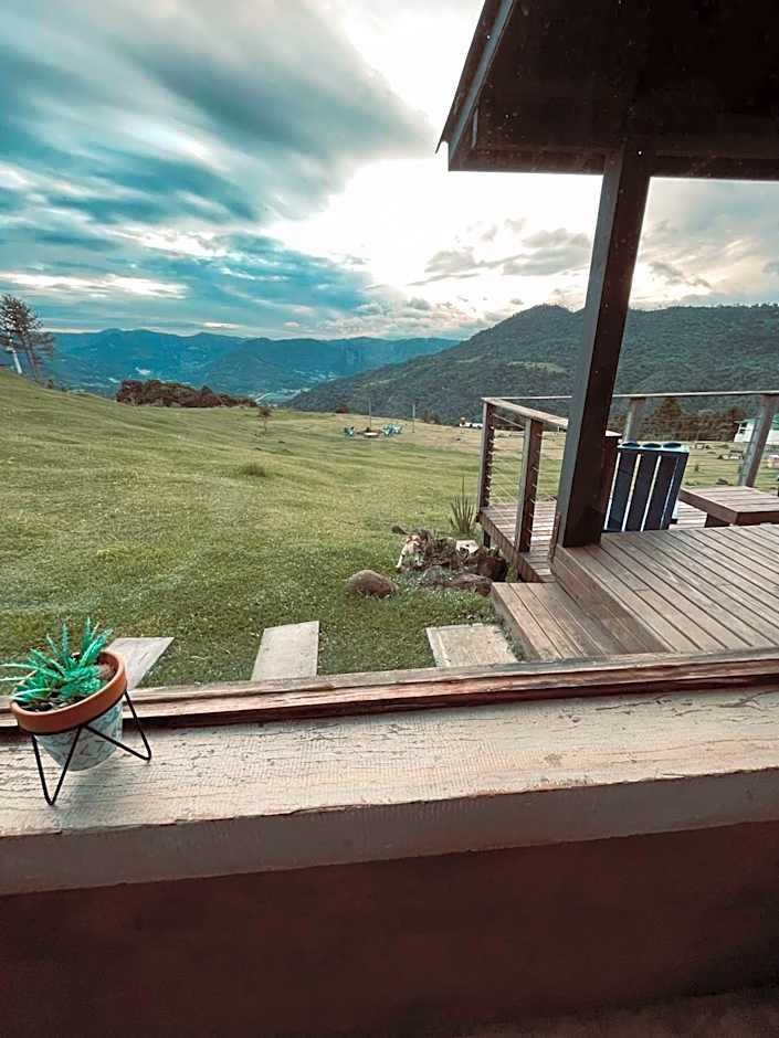 Pousada Colina dos Ventos - Cabana Monte!