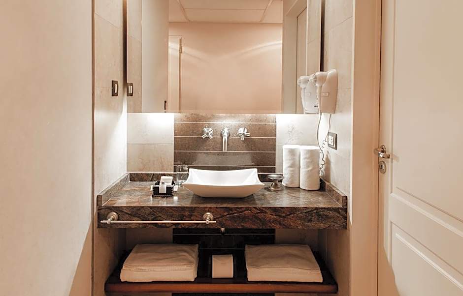 Blank Hotel Recoleta