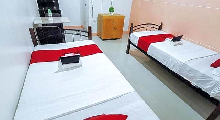 RedDoorz near SGM Condotel Villa Beach Iloilo